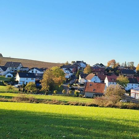 Апартаменты Sunny Flat In Bad Driburg With Garden Экстерьер фото